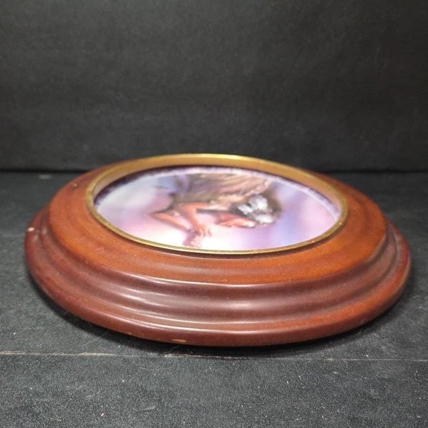 Bradford Exchange "The Vision" Collector Plate, Messengers of Spirit Collection - Thumbnail 8