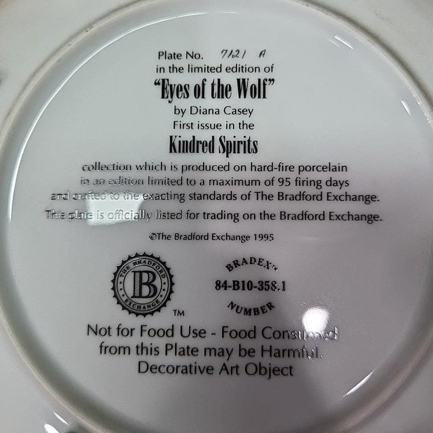 Bradford Exchange "Eyes Of The Wolf" Plate, Vintage Kindred Spirits Collection - Thumbnail 4