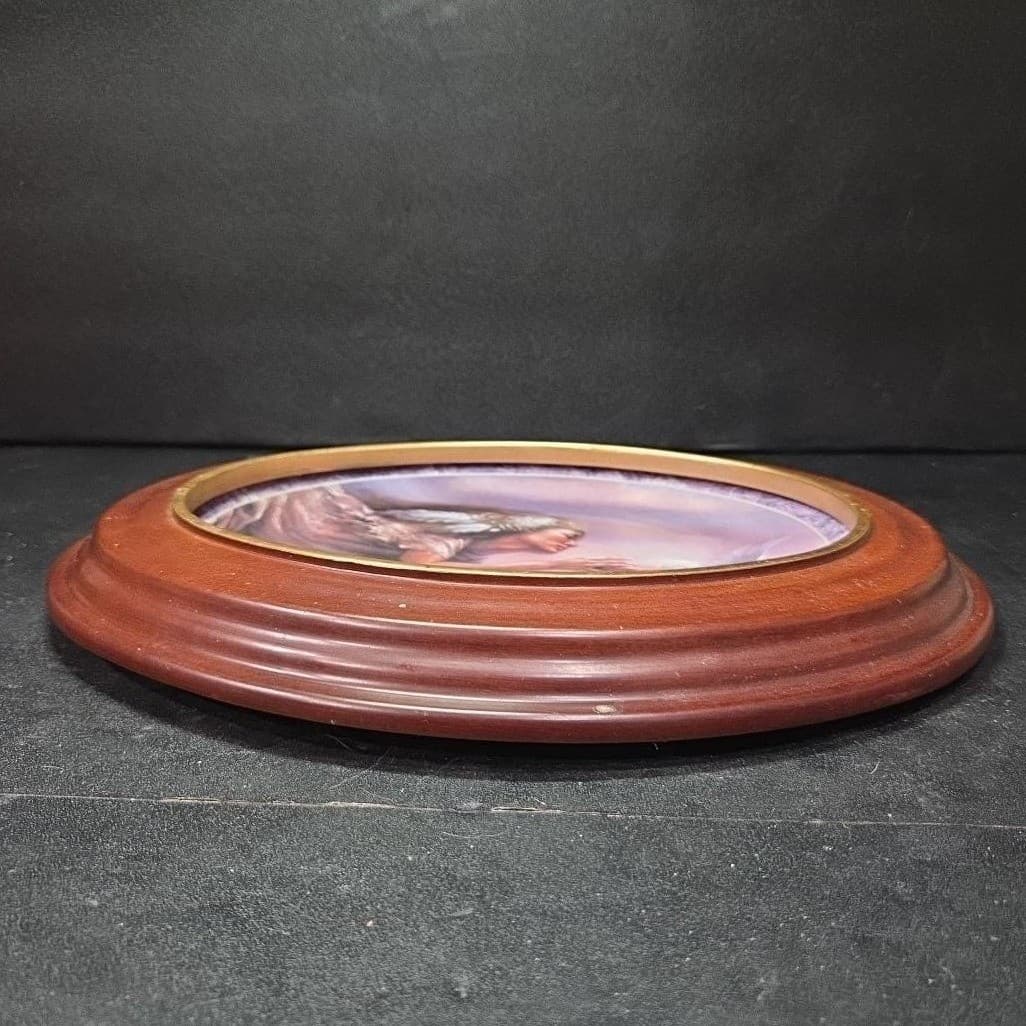 Bradford Exchange "The Vision" Collector Plate, Messengers of Spirit Collection - Thumbnail 9