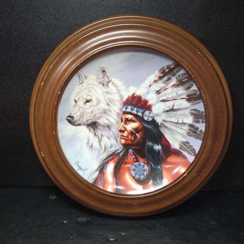 Franklin Mint "Spirit of The White Wolf" Collectible Plate, Framed Wildlife Art - Thumbnail 2
