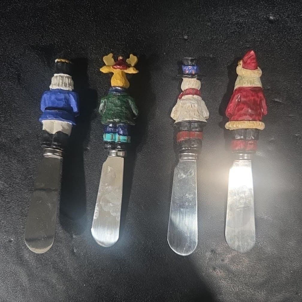 Joie Christmas Cheese Spreaders, Set of 4, Moose Snowman Soldier Santa Design - Thumbnail 3