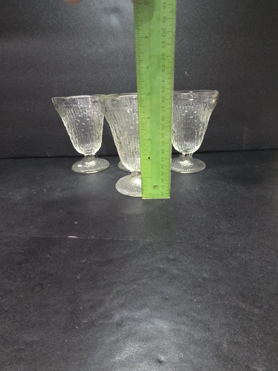 Jeannette Finlandia Bark Ice Cream Goblets, Set of 4 Parfait, Icicle Glassware - Thumbnail 8