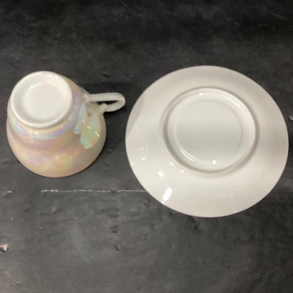 Universal Studios Iridescent Teacup & Saucer , Vtg Souvenir Keepsake, Tableware - Thumbnail 6