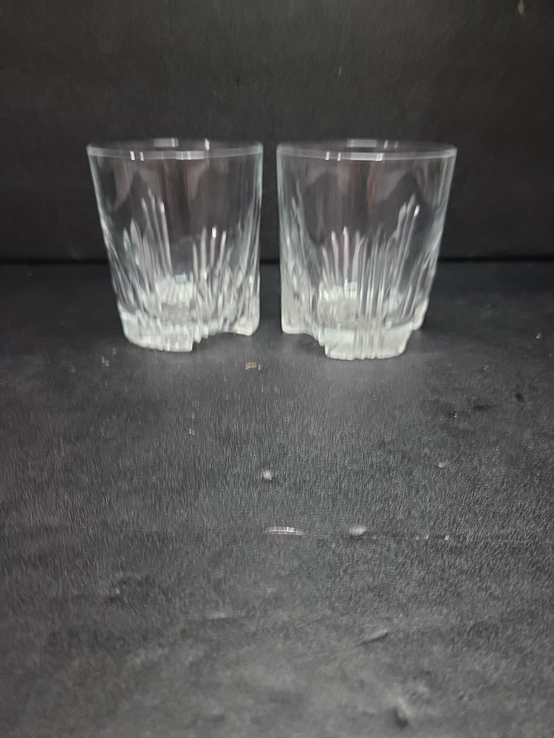 Bormioli Rocco Crystal Rocks Glasses, Set of 2, Vertical Fan Cut, 3.5" Barware - Thumbnail 4