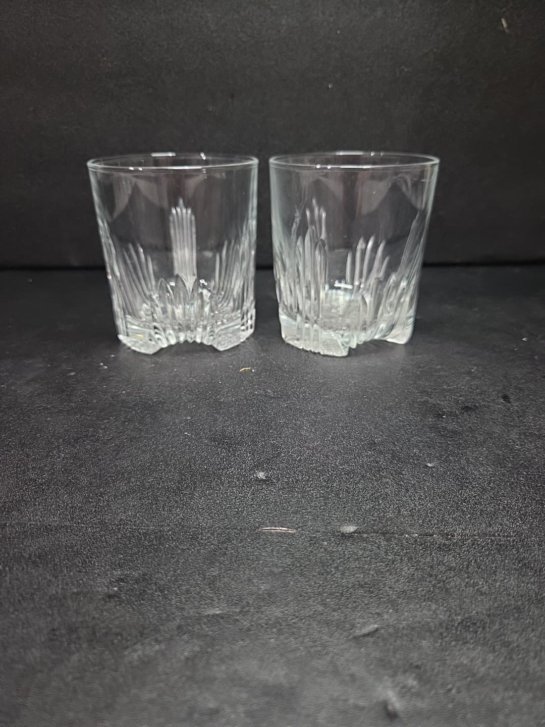 Bormioli Rocco Crystal Rocks Glasses, Set of 2, Vertical Fan Cut, 3.5" Barware - Thumbnail 3