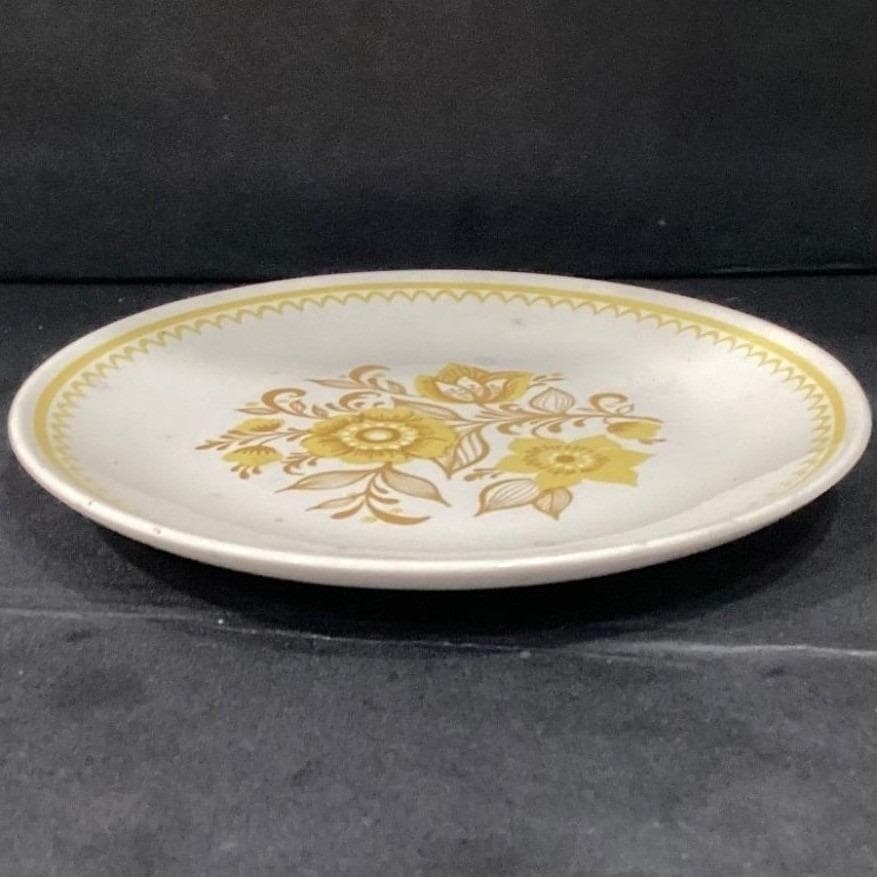 Royal China Cavalier Ironstone Jubilee Dinner Plate, Vtg Yellow Flower Pattern - Thumbnail 10