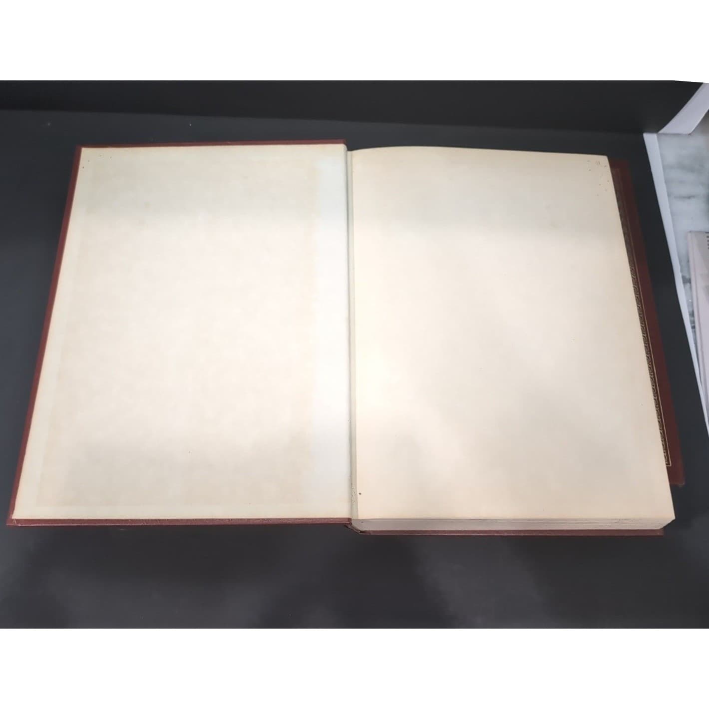William Shakespeare Complete Works, 3 Volume Set, Wellfleet Press Red Gold Gilt - Thumbnail 4