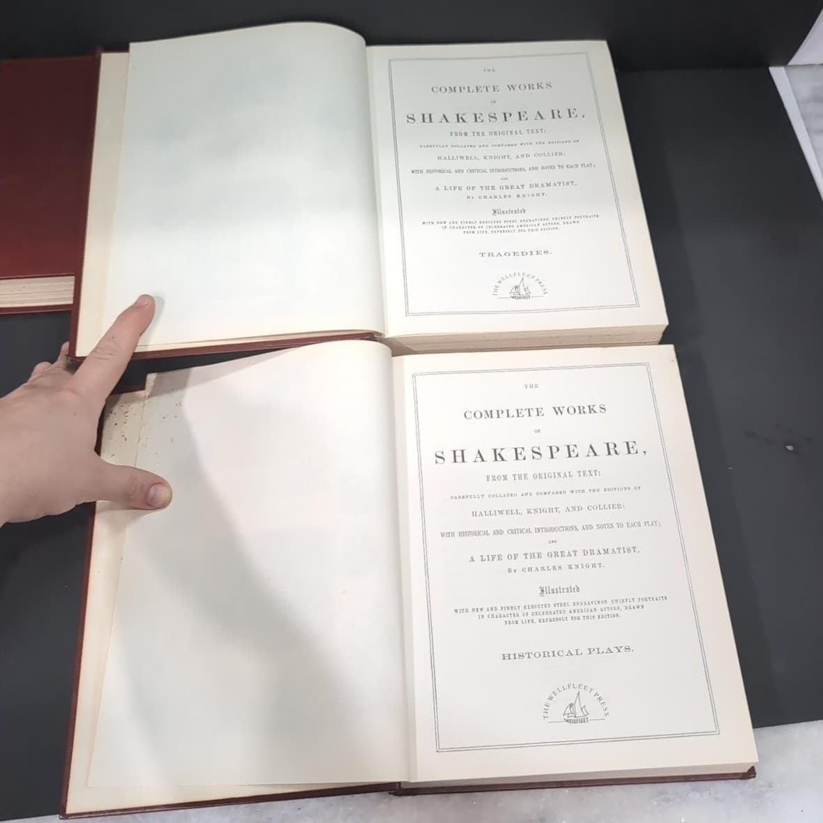 William Shakespeare Complete Works, 3 Volume Set, Wellfleet Press Red Gold Gilt - Thumbnail 9