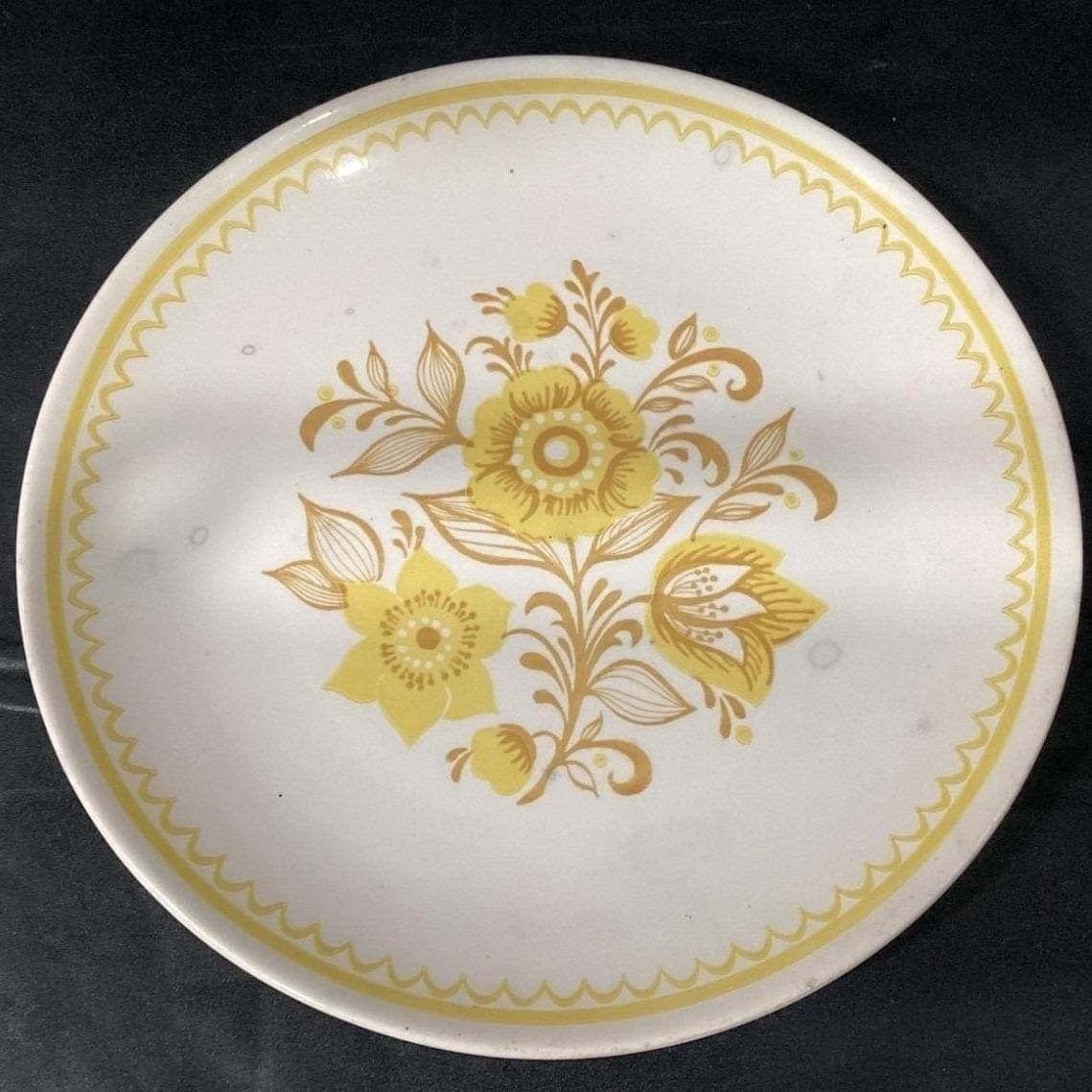 Royal China Cavalier Ironstone Jubilee Dinner Plate, Vtg Yellow Flower Pattern - Thumbnail 7