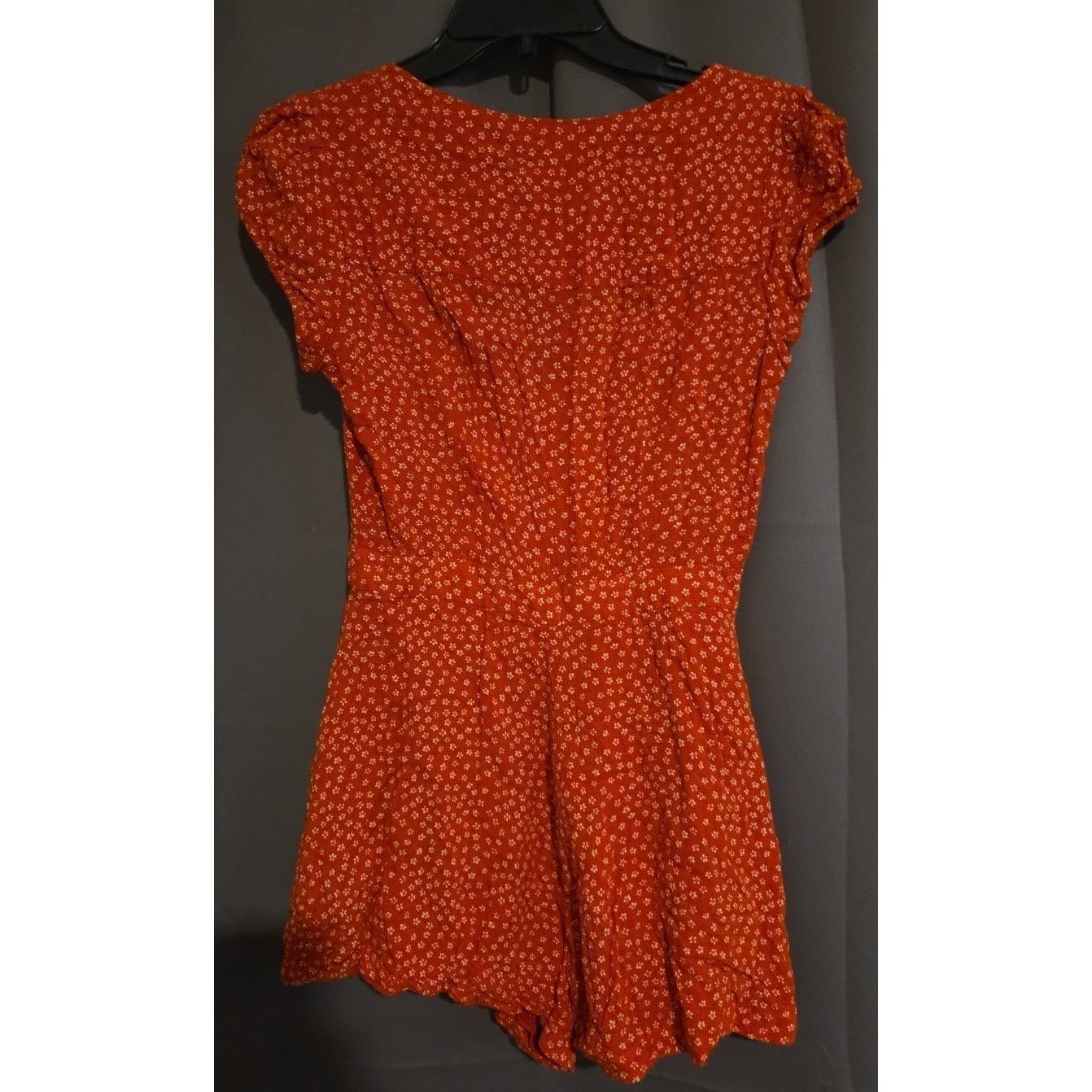 Kimchi Blue Red Floral Button Front V-Neck, Size 4 Romper, Urban Outfitters - Thumbnail 4