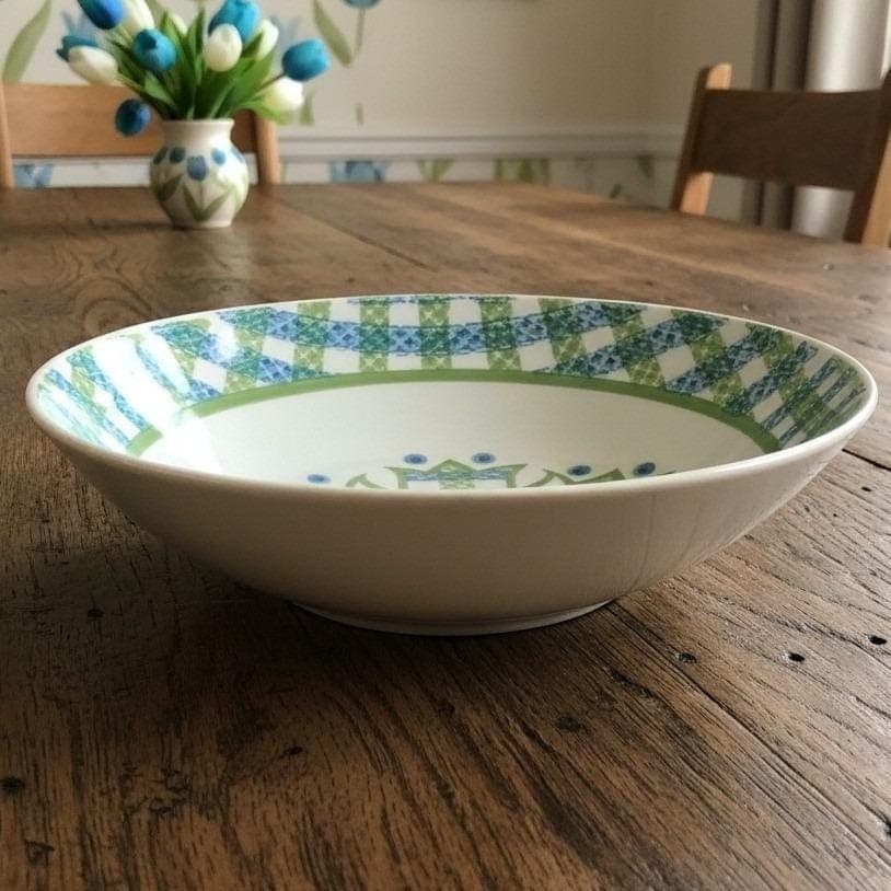 Royal China Cavalier "Gingham Garden" Serving Bowl, Vintage Tulip Floral Pattern