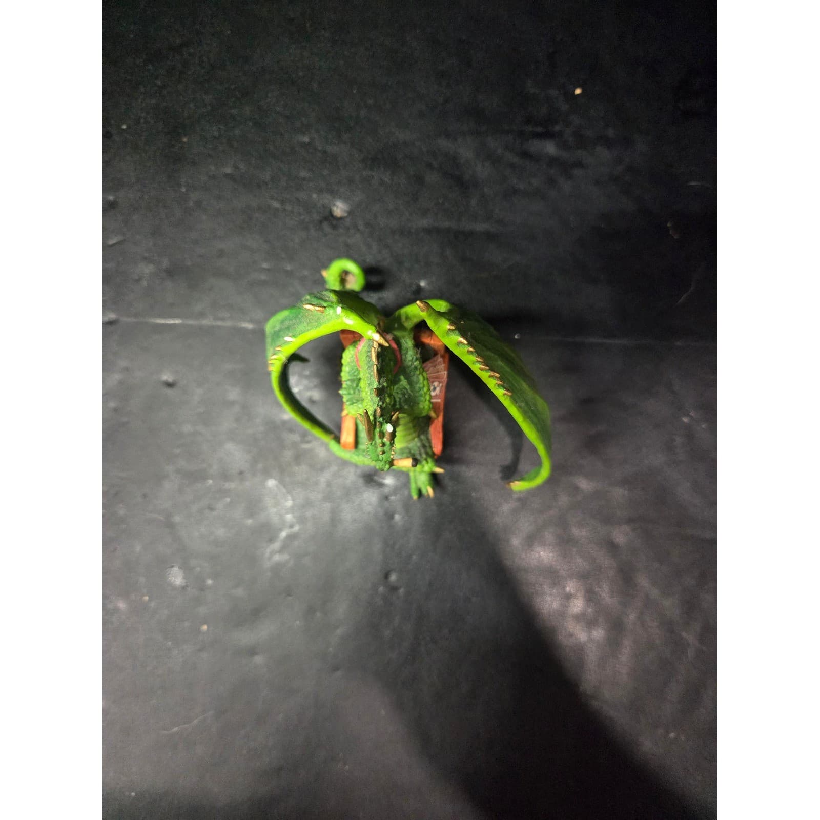 Hamilton Collection Foldin' Freddy, Hold'em or Fold'em Poker, Dragon Figure Flaw - Thumbnail 7