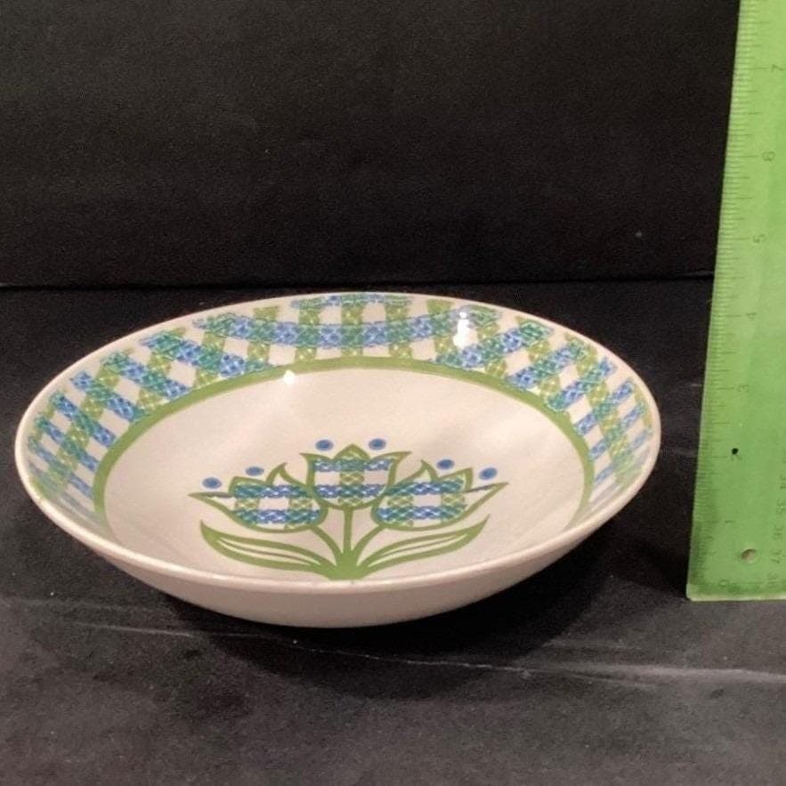 Royal China Cavalier "Gingham Garden" Serving Bowl, Vintage Tulip Floral Pattern - Thumbnail 3