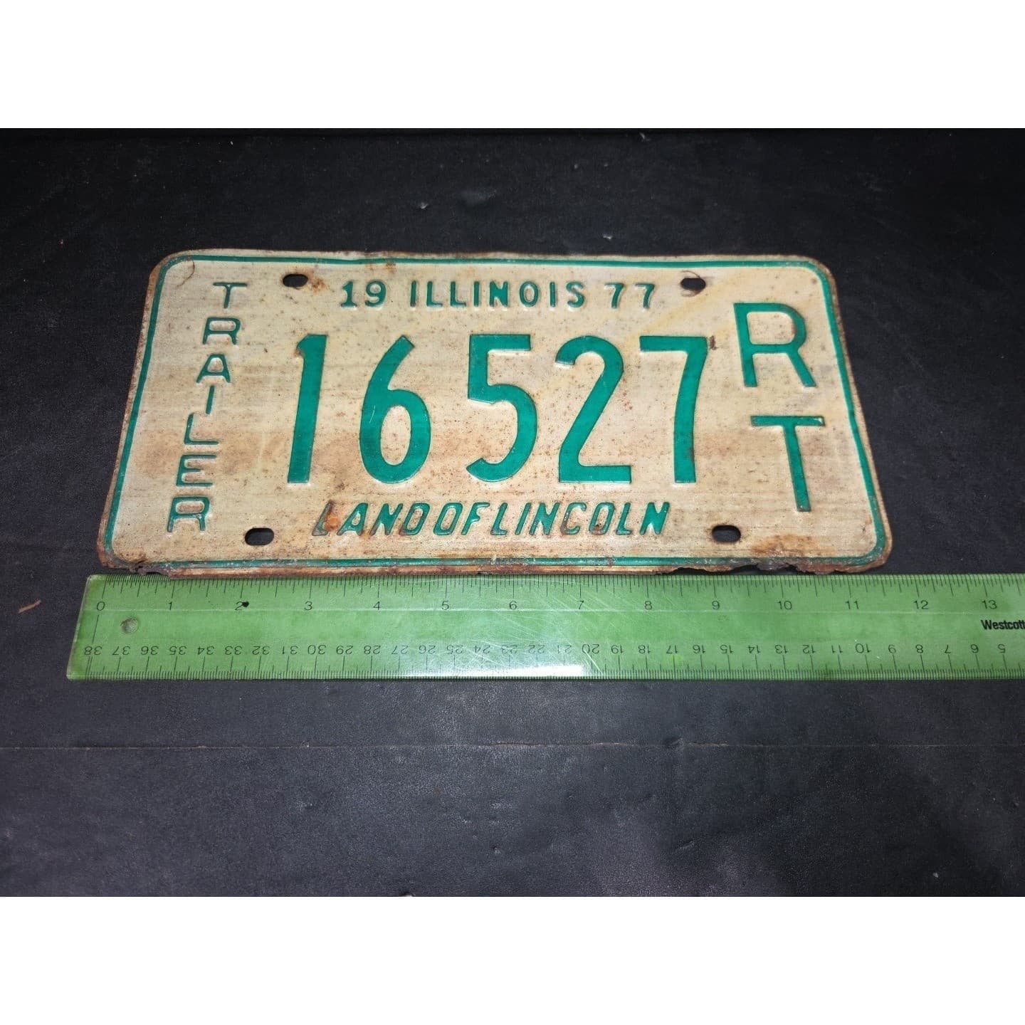 Illinois Trailer License Plate 16527 RT, Land of Lincoln, Green White, Vintage - Thumbnail 4