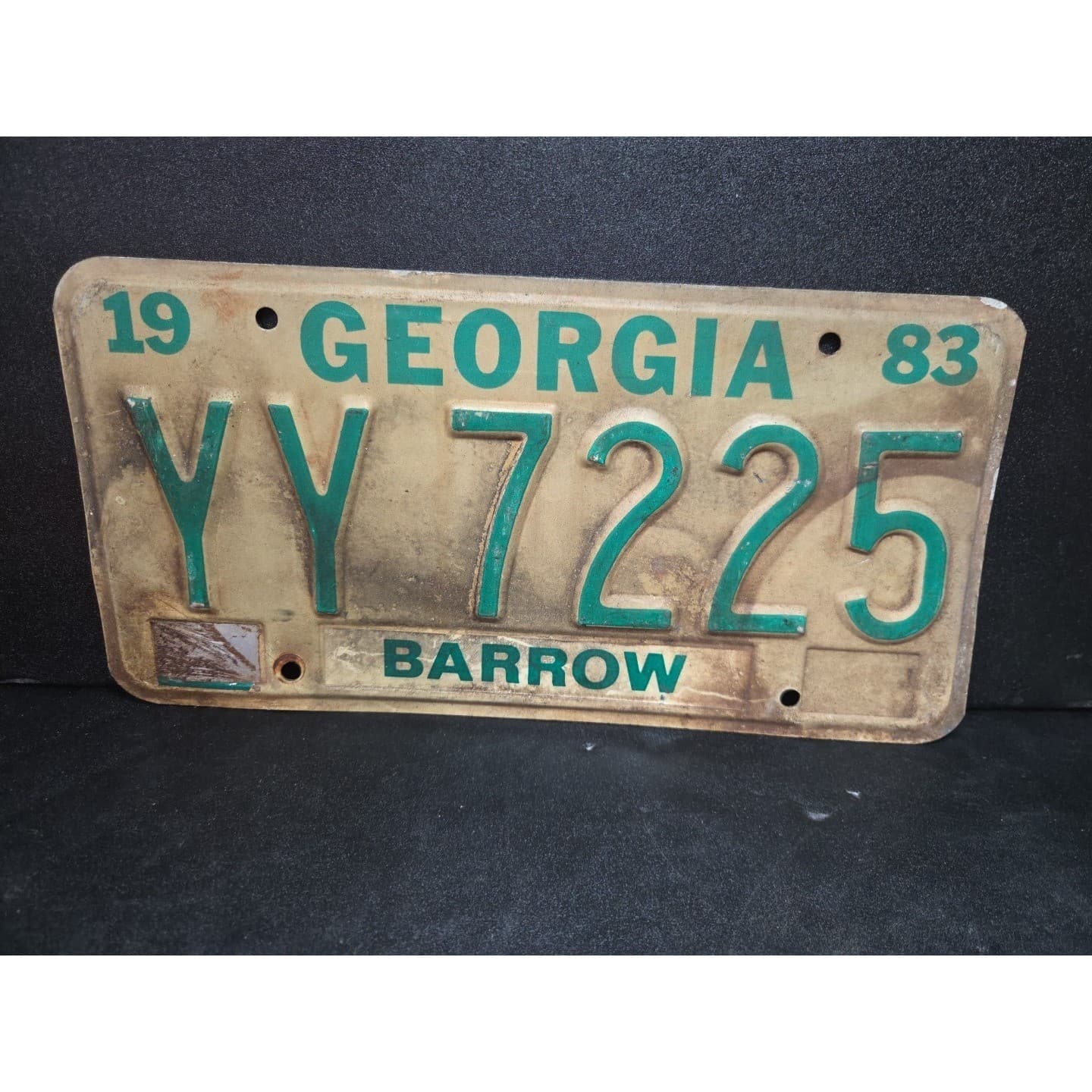 Georgia License Plate YY 7225, Barrow County, Green Cream, GA 83 Tag, Vintage