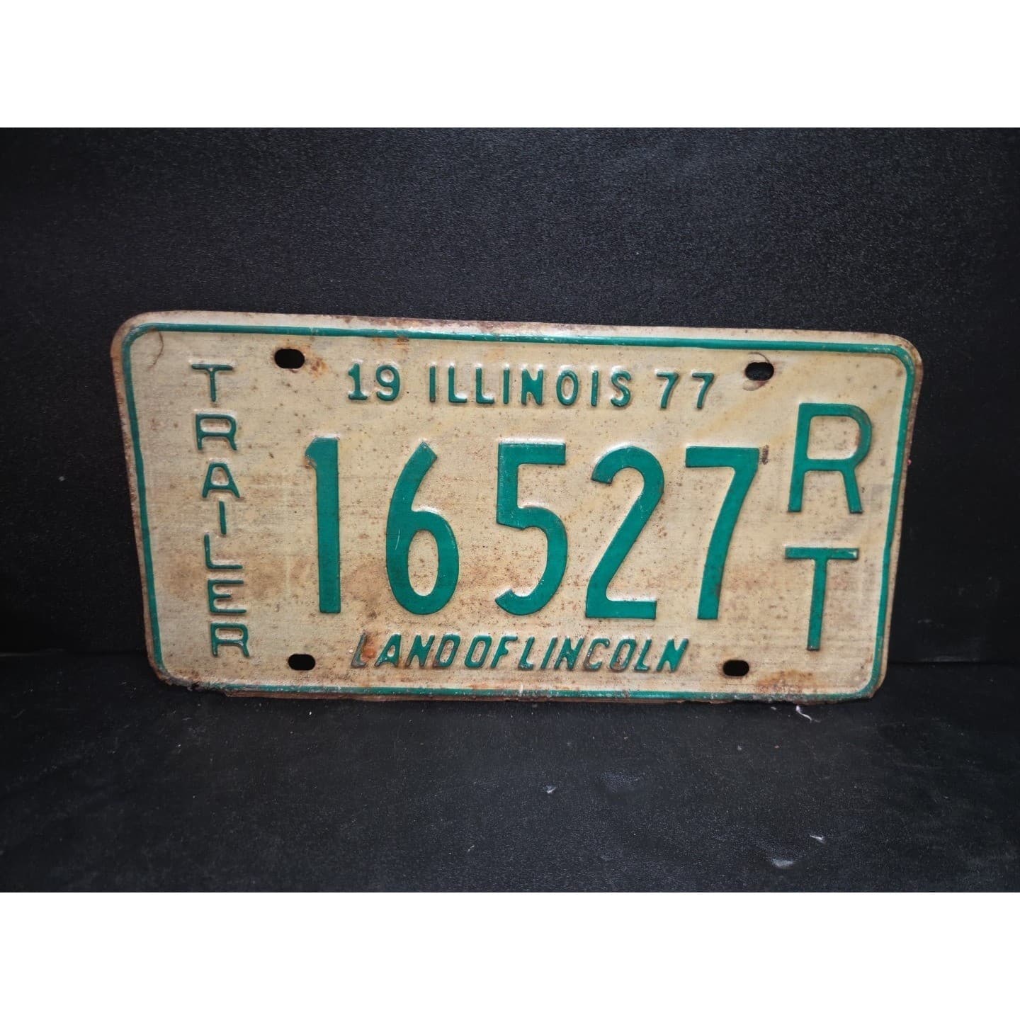 Illinois Trailer License Plate 16527 RT, Land of Lincoln, Green White, Vintage