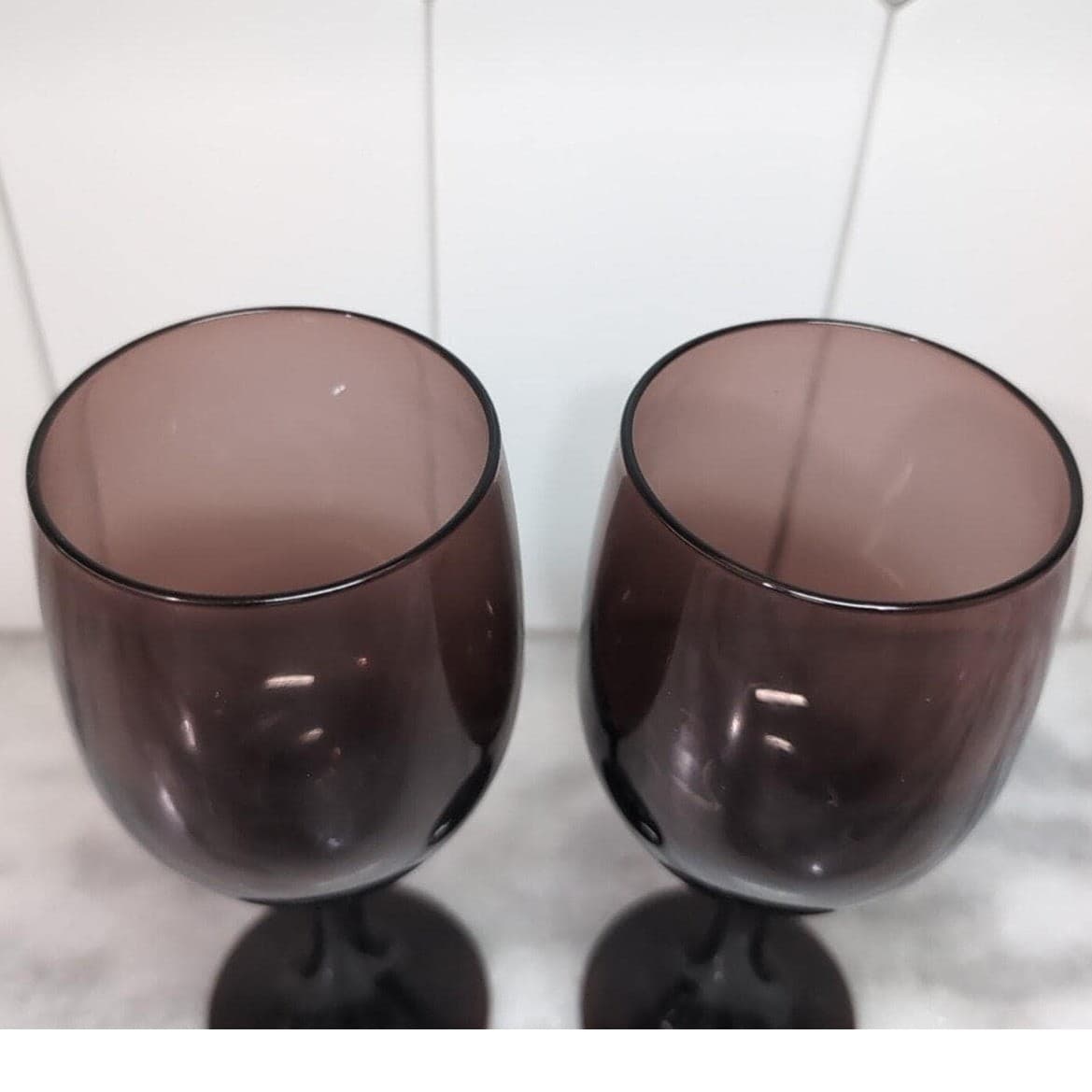 Libbey Premiere Amethyst Wine Glasses, Set of 2, Vintage Purple 10oz Stemware - Thumbnail 6
