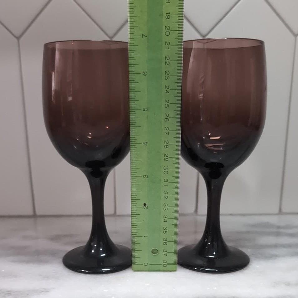 Libbey Premiere Amethyst Wine Glasses, Set of 2, Vintage Purple 10oz Stemware - Thumbnail 9