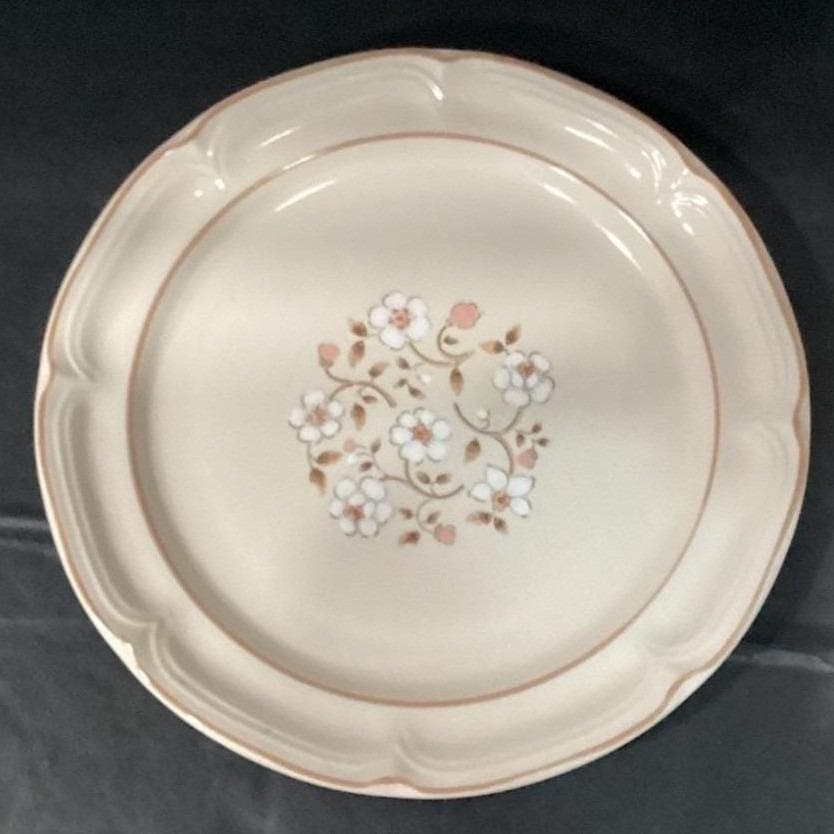 Covington Edition "Idlewild" Stoneware Dinner Plate, Vintage Japan Floral Dish - Thumbnail 6
