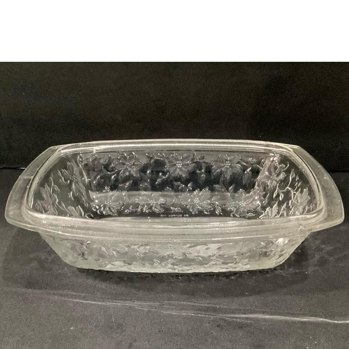 Princess House Fantasia Oval Baking Casserole, Vintage Frosted Bottom Glass Dish - Thumbnail 2