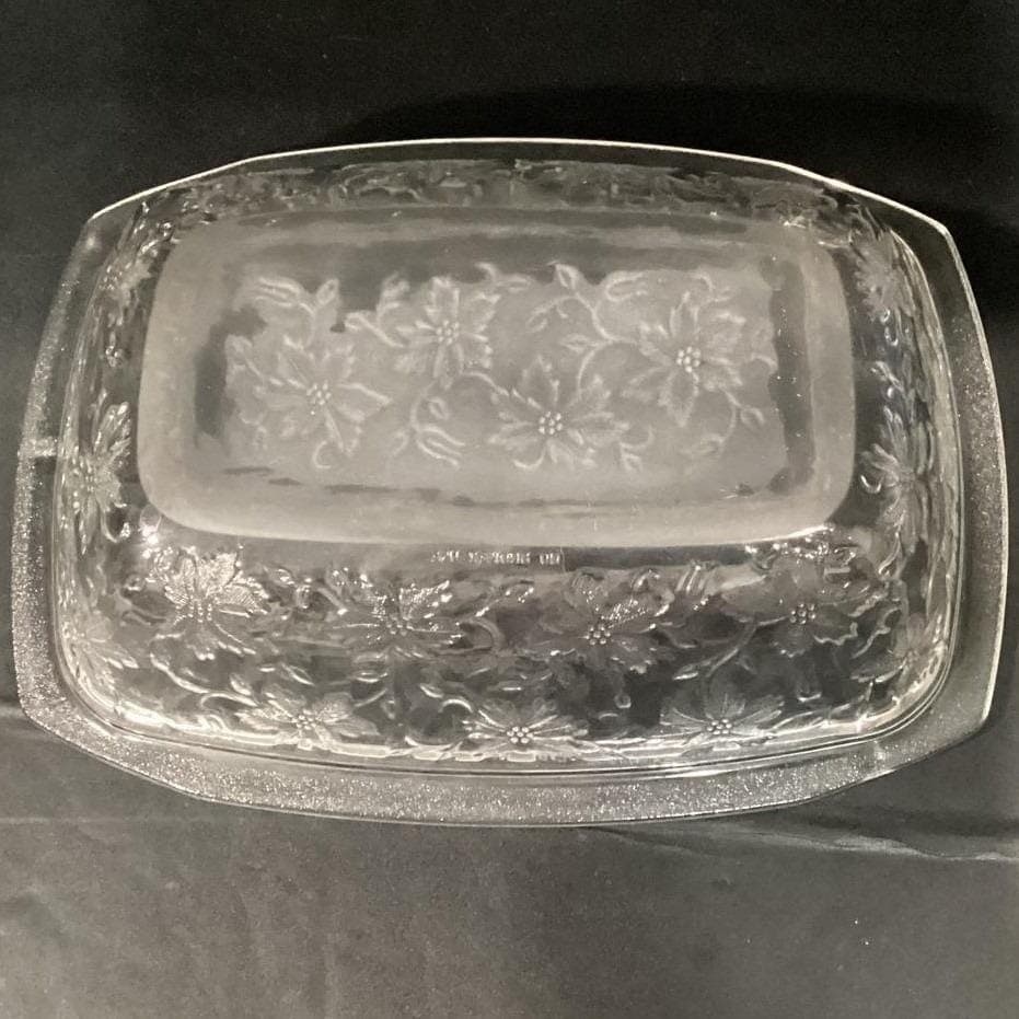 Princess House Fantasia Oval Baking Casserole, Vintage Frosted Bottom Glass Dish - Thumbnail 5