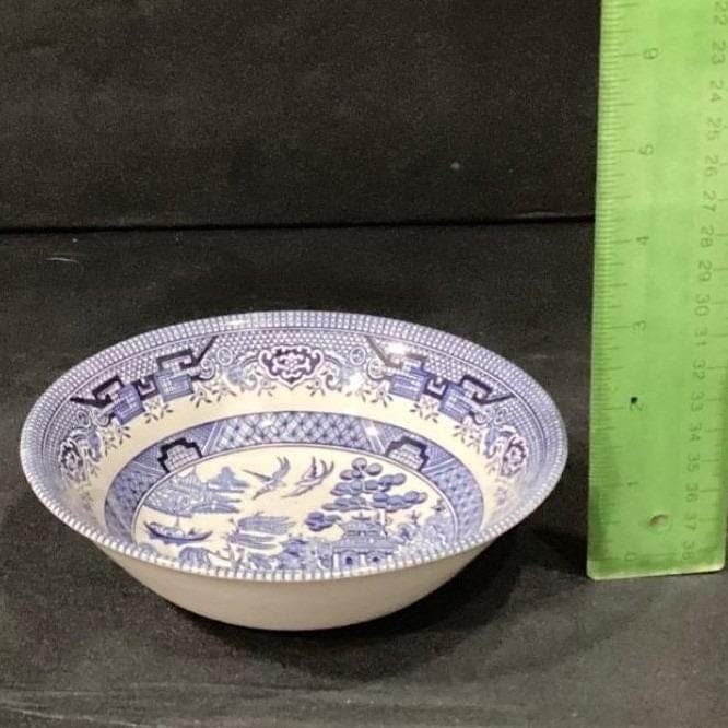 Churchill England Blue Willow Salad Bowl, Vintage Blue & White Transferware - Thumbnail 2