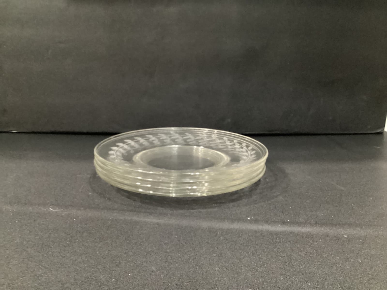 Anchor Hocking Laurel Leaf Clear Glass Luncheon Salad Plates Set Of 4 Vintage 8” - Thumbnail 8