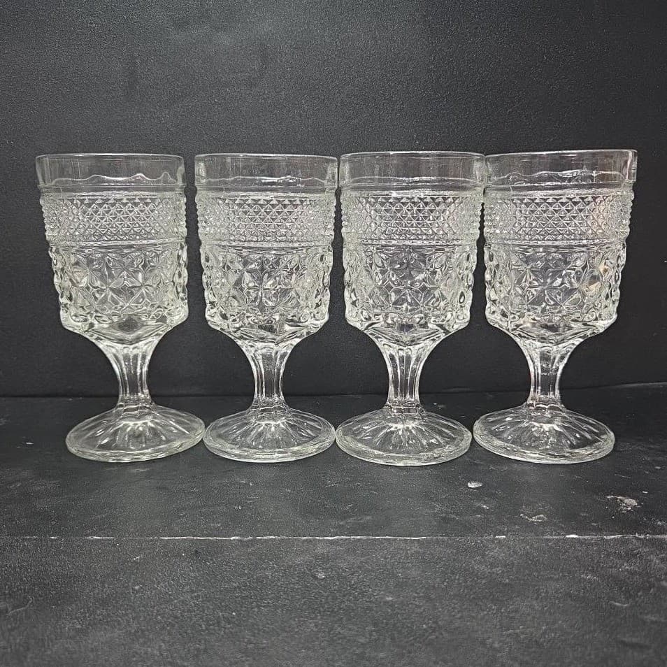 Anchor Hocking Wexford Wine Glasses, Set of 4, Diamond Cut Glass, Replacements - Thumbnail 3
