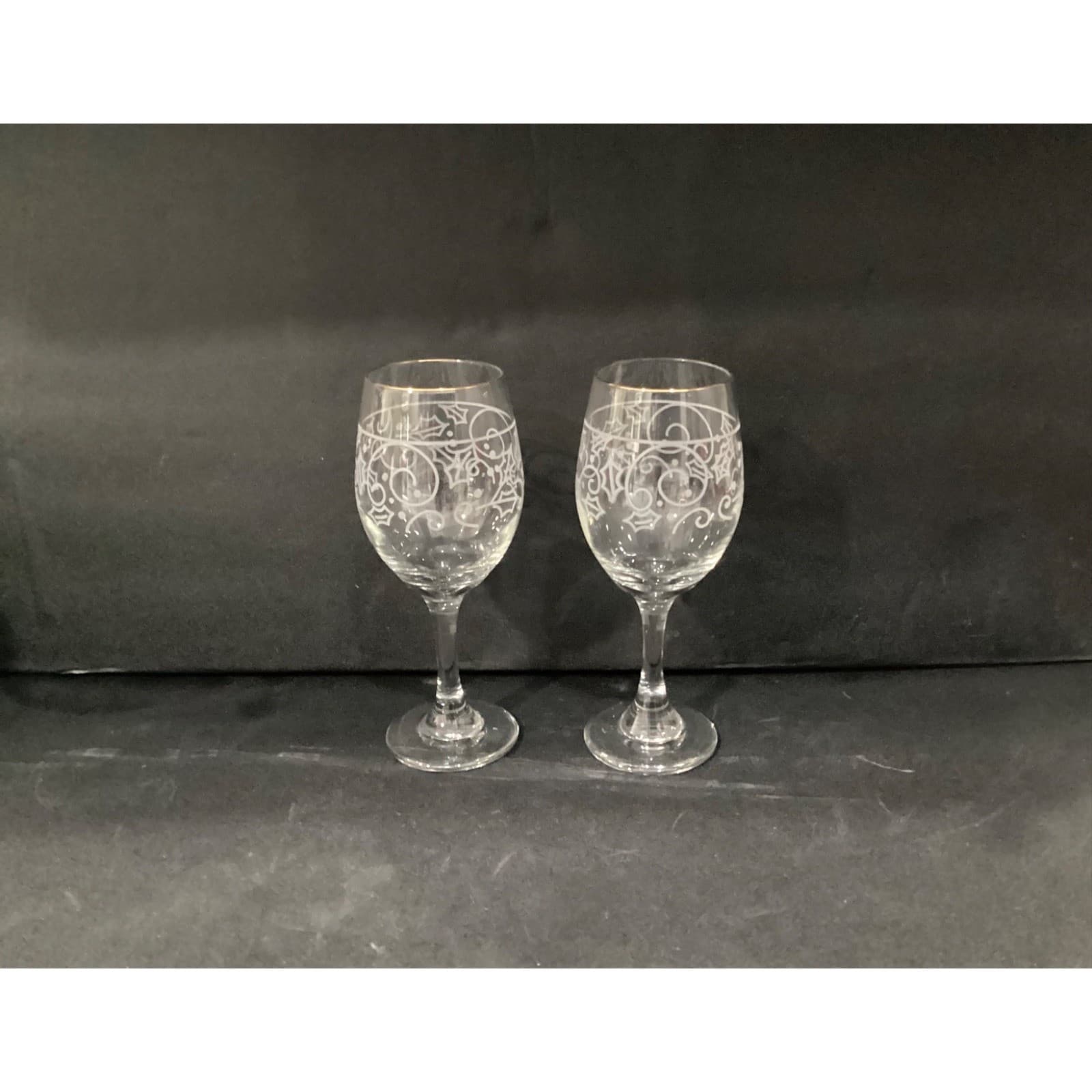 Set of 2 Libbey Holiday Glasses Clear with White Holly Gold Rim Wine Glasses - Thumbnail 10