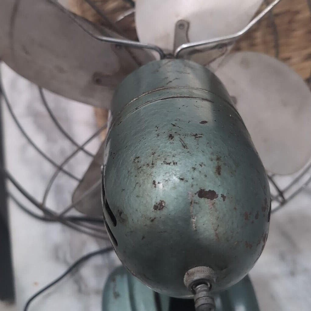 McGraw Zero Desk Fan #1275, Four Blade Metal Cage, Vintage Art Deco Office Decor - Thumbnail 9