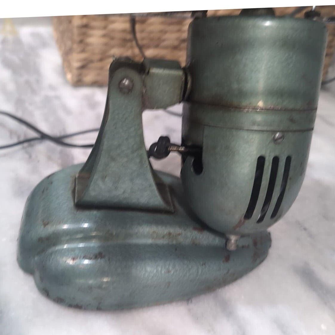 McGraw Zero Desk Fan #1275, Four Blade Metal Cage, Vintage Art Deco Office Decor - Thumbnail 5