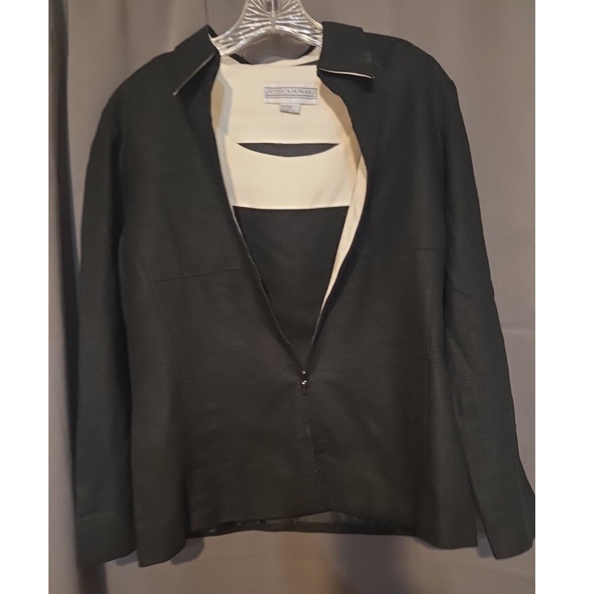 Jessica Howard Black Cream Jacket and Shell Top, 2 Piece Set, Women's Size 8 - Thumbnail 4