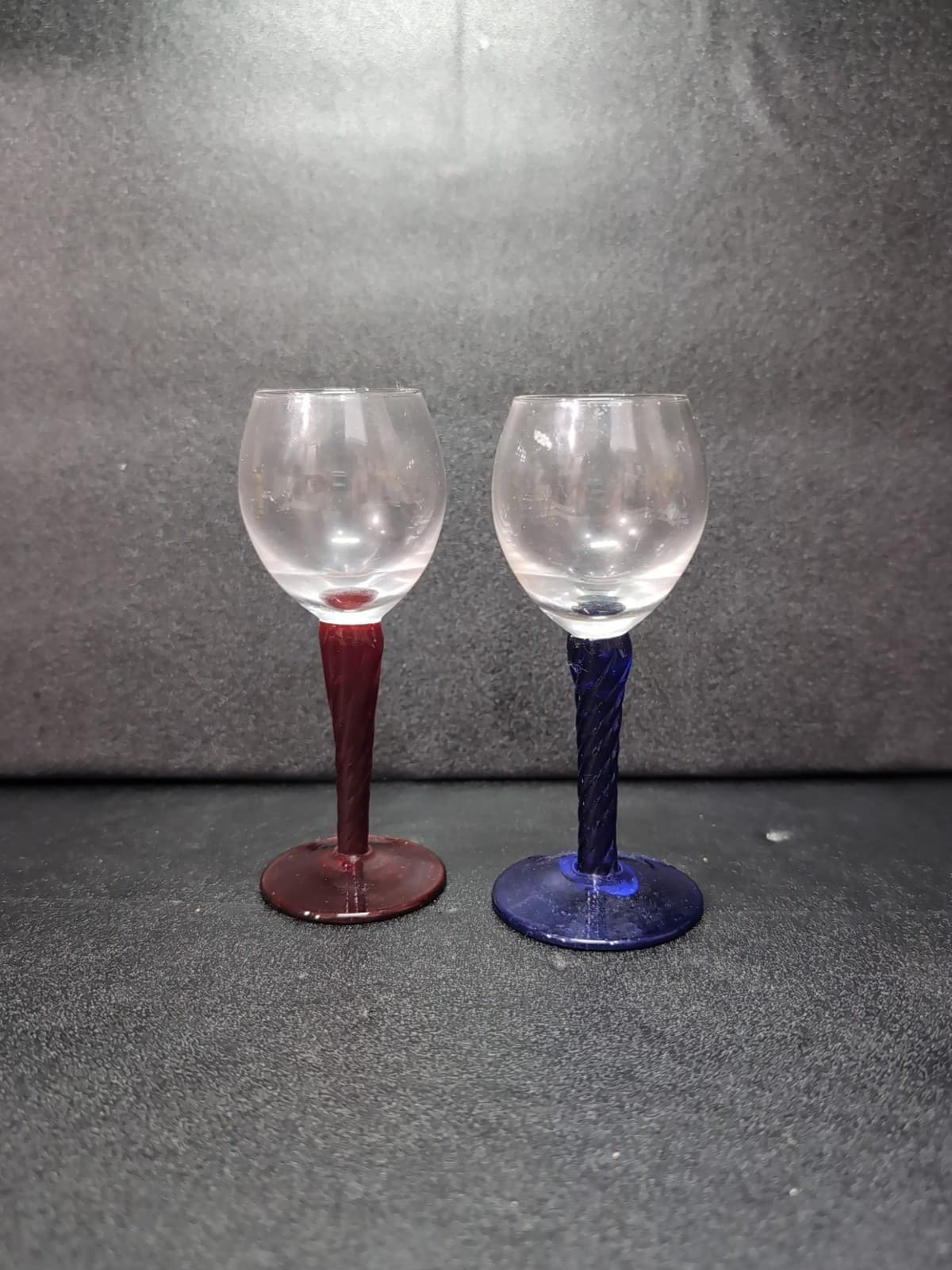Bombay Twisted Stem Cordials, Cobalt Blue and Ruby Red Glasses, Vtg Shot Glasses - Thumbnail 2