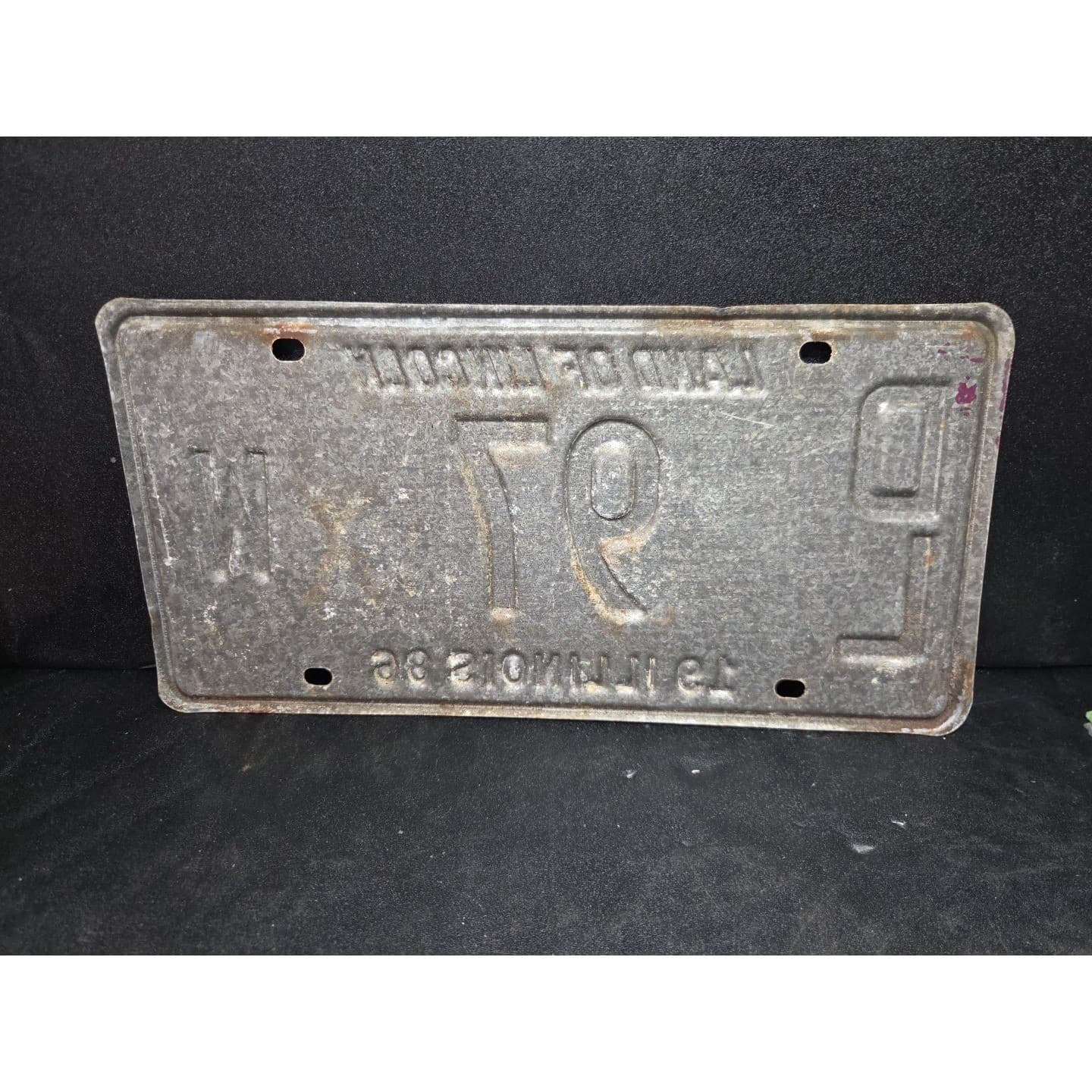 Illinois License Plate DL 97 W, Land of Lincoln, Red Cream Metal, Vintage 1986 - Thumbnail 2