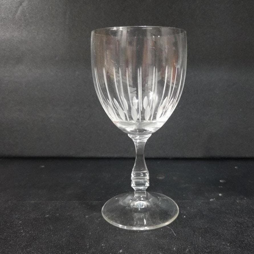 Floral Etched Wine Goblet, Vintage Leaf & Line Pattern, Clear Stemware Drinkware - Thumbnail 7