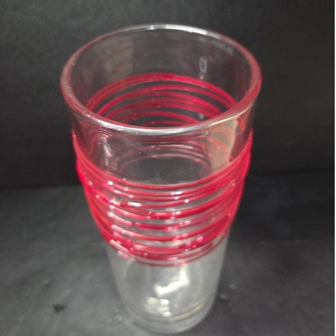 Pier 1 Imports Red Swirline Glass Vase, Vintage Handcrafted Flower Display, Flaw - Thumbnail 6
