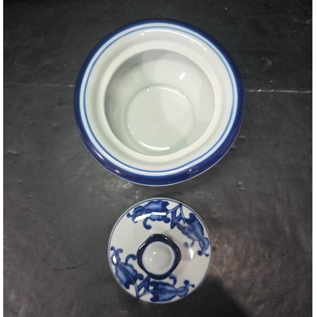 Bombay Company Blue & White Porcelain Lidded Sugar Bowl, Vintage Sweetener Jar - Thumbnail 6