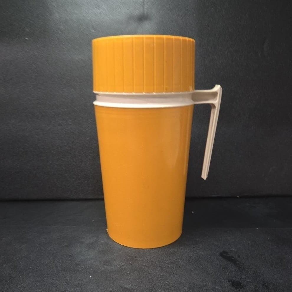 Thermos Mustard Yellow Pint Bottle #7202, Travel Soup Container, Insulated Flask - Thumbnail 2
