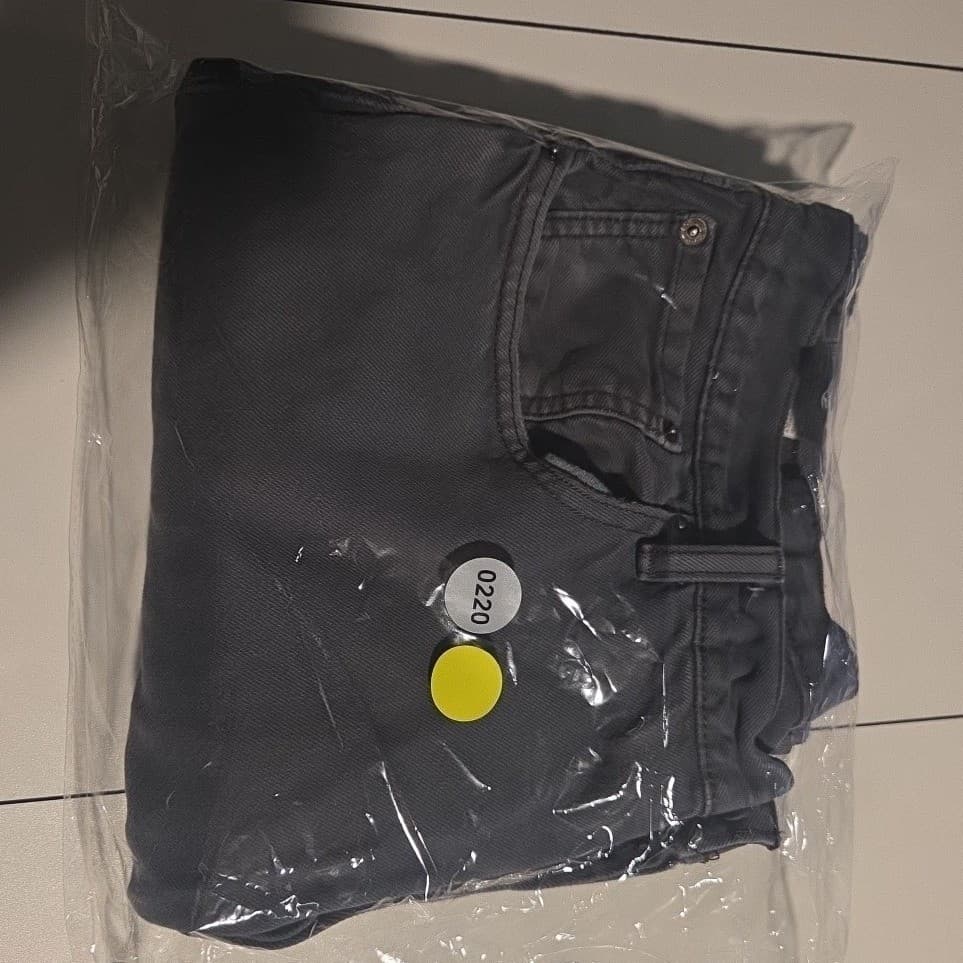 Levis 501 Original Fit Grey Straight Leg Button Fly Denim Jeans, Men's W38 L32 - Thumbnail 10