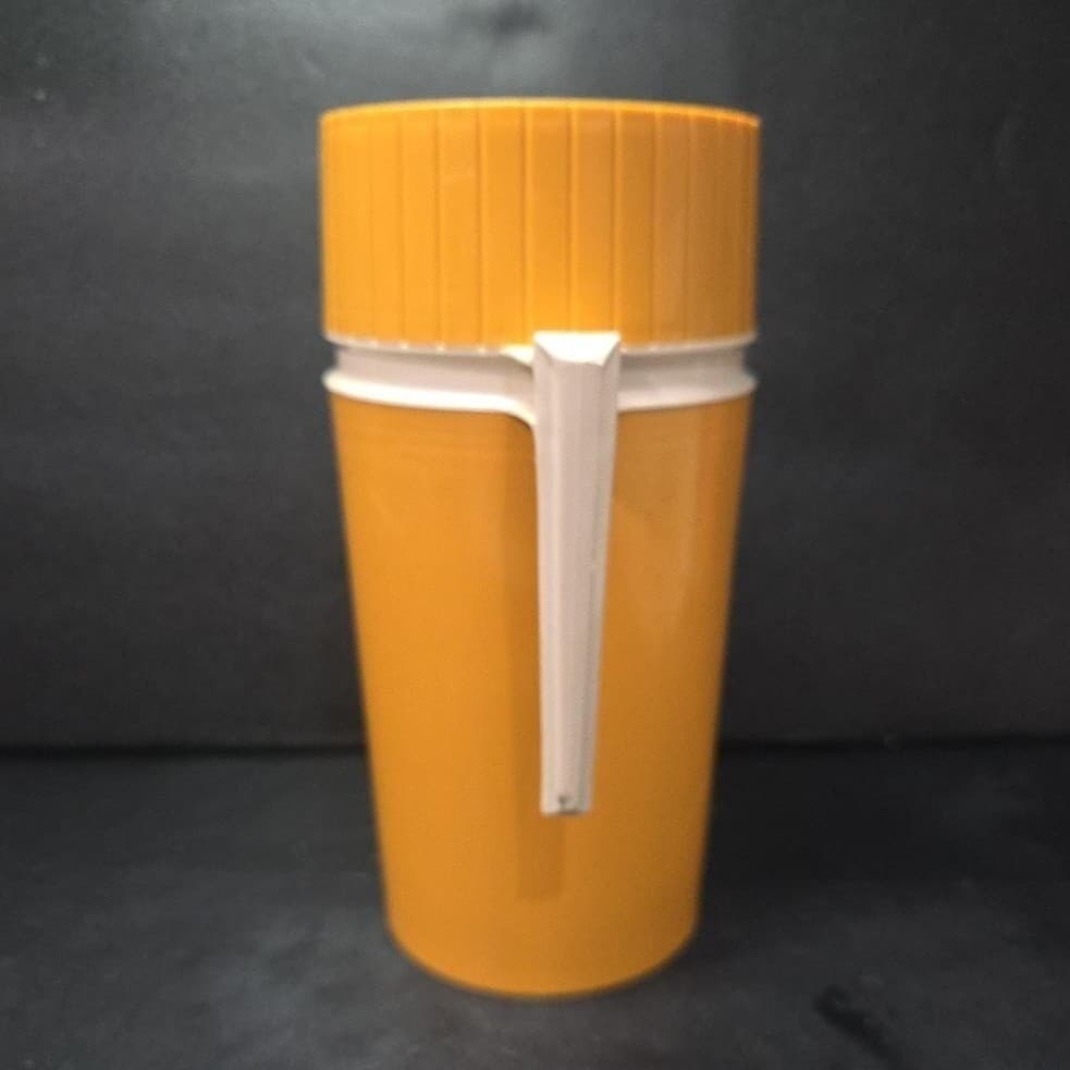 Thermos Mustard Yellow Pint Bottle #7202, Travel Soup Container, Insulated Flask - Thumbnail 5