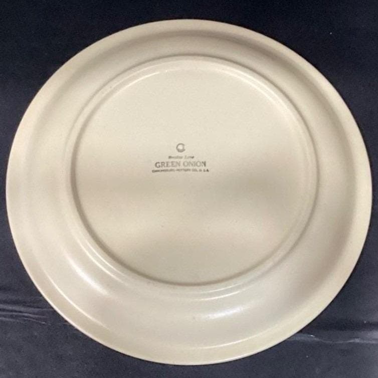 Canonsburg Pottery "Meadow Lane Green Onion" Dinner Plate, Vintage Pattern - Thumbnail 4