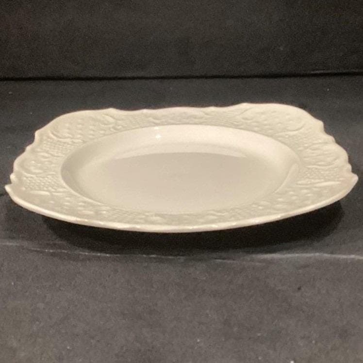Canonsburg Pottery American Traditional Salad Plate, Ivory Embossed Dish, USA - Thumbnail 7