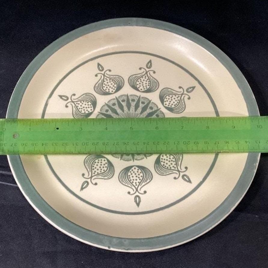 Canonsburg Pottery "Meadow Lane Green Onion" Dinner Plate, Vintage Pattern - Thumbnail 2