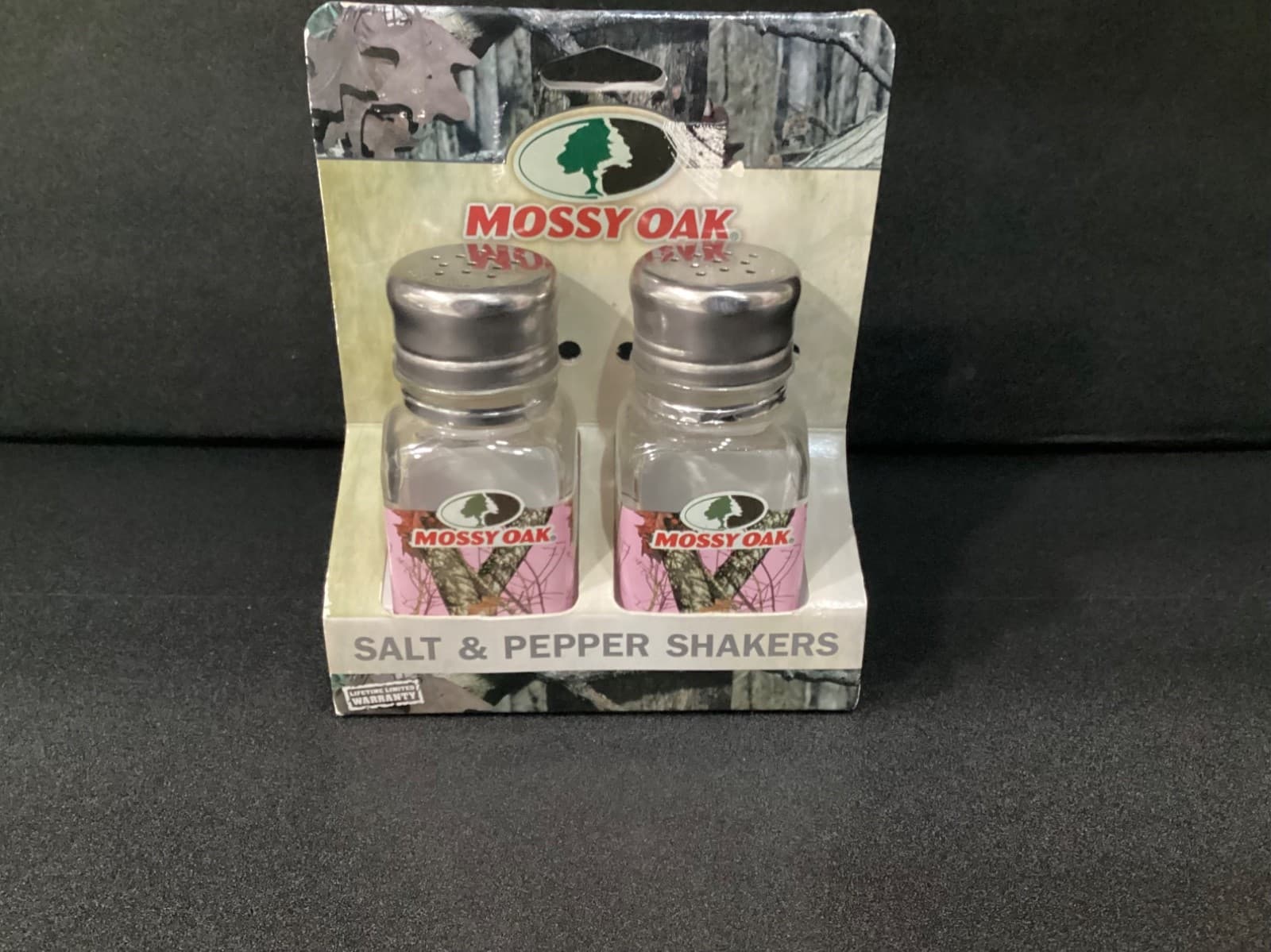 Mossy Oak Salt And Pepper Shaker Set Camouflage Theme Glass Stainless Top New - Thumbnail 4