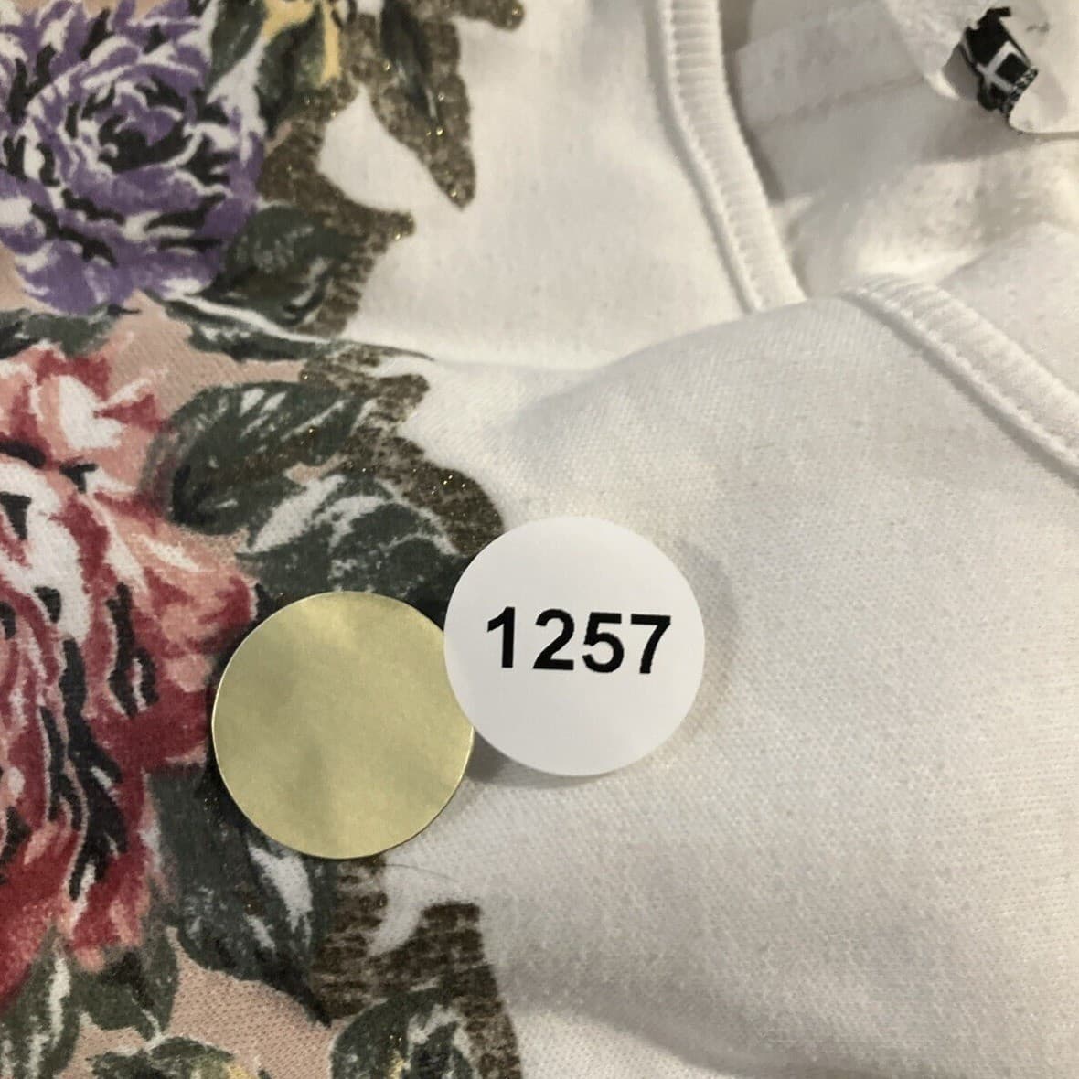 Teddi Sport Vintage Floral Graphic Sweatshirt, White Short Sleeve Banded Hem - Thumbnail 7