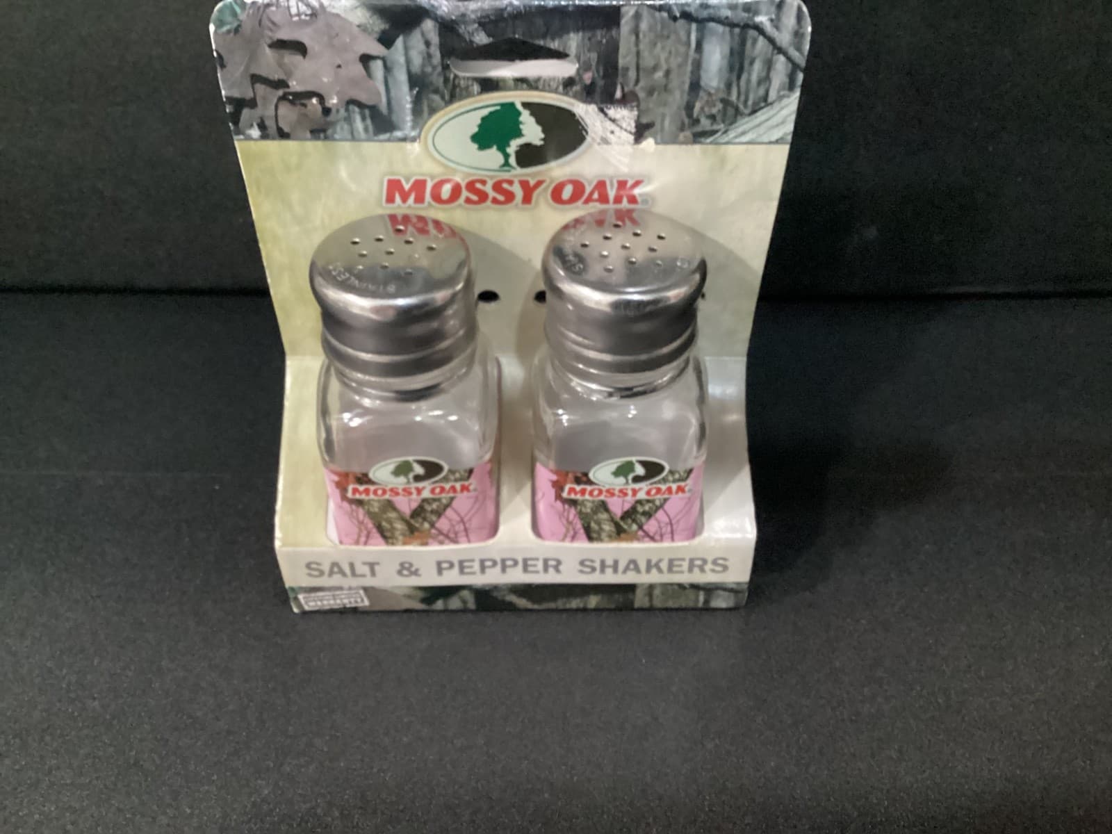 Mossy Oak Salt And Pepper Shaker Set Camouflage Theme Glass Stainless Top New - Thumbnail 5