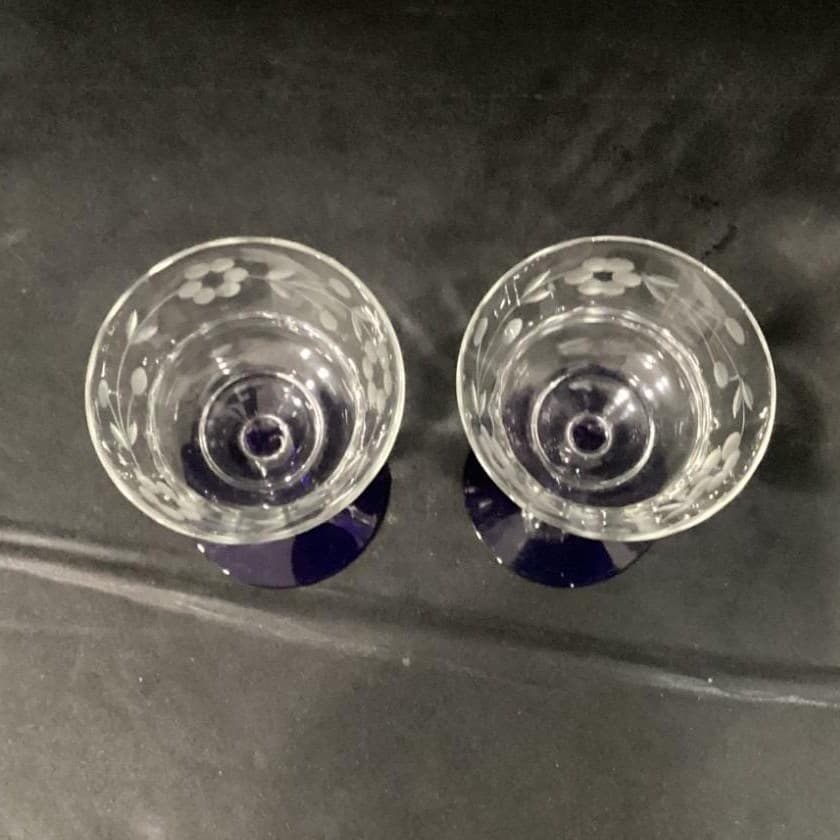 Weston Glass Style Wine Glasses, Set of 2, Vintage Cobalt Blue Etched Stemware - Thumbnail 4