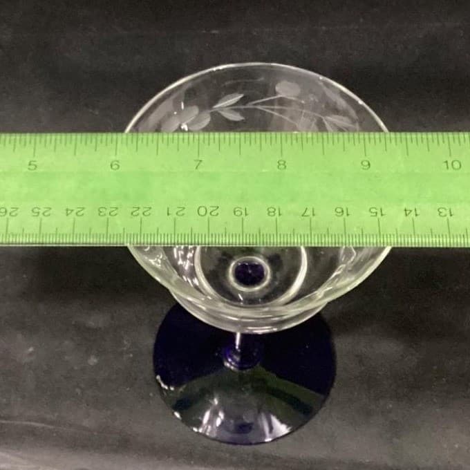 Weston Glass Style Wine Glasses, Set of 2, Vintage Cobalt Blue Etched Stemware - Thumbnail 7