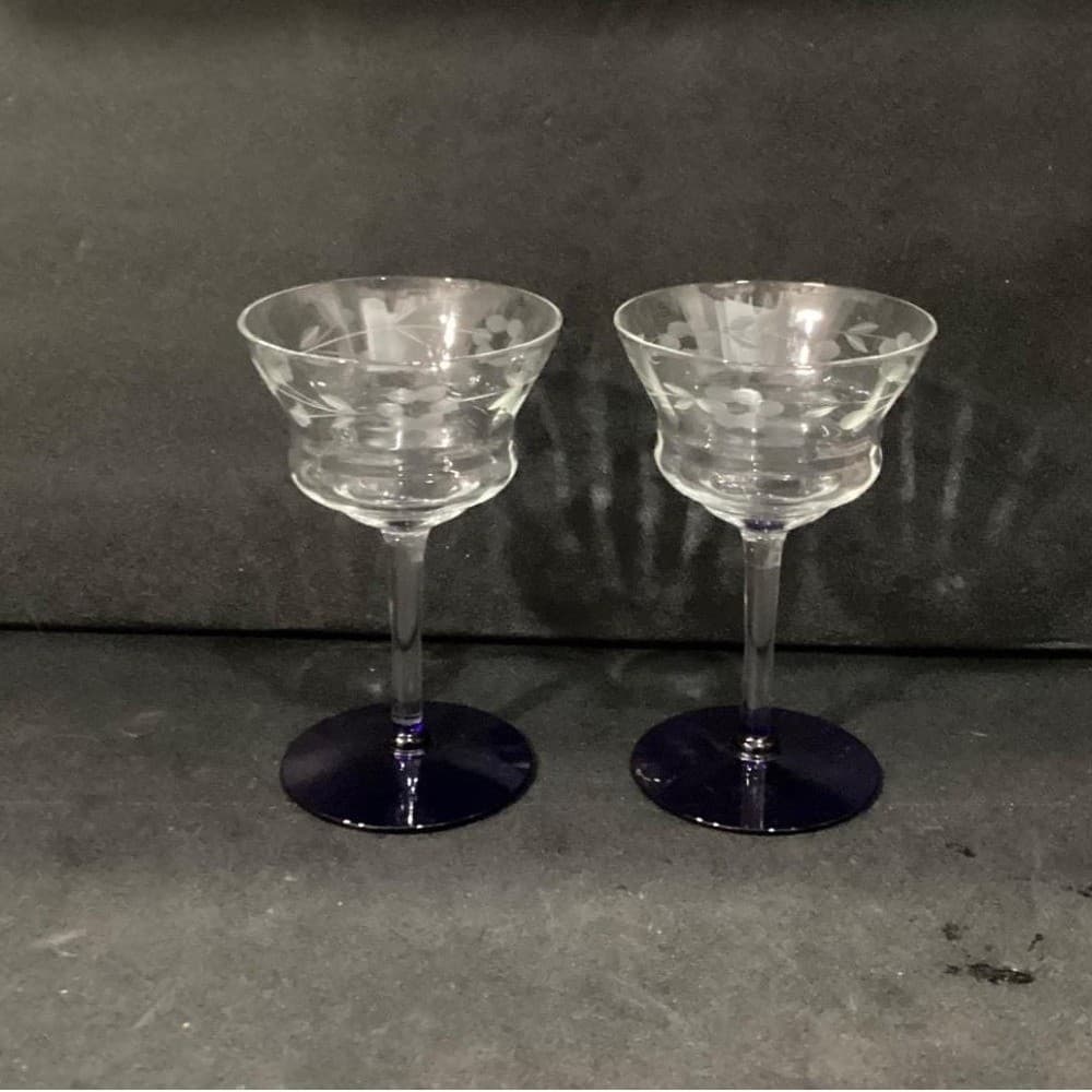 Weston Glass Style Wine Glasses, Set of 2, Vintage Cobalt Blue Etched Stemware - Thumbnail 11