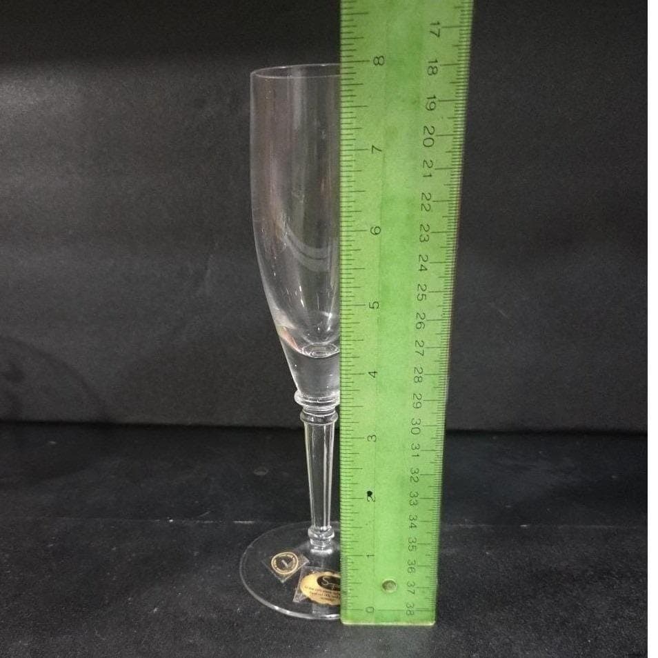 Simpsons Hungarian Champagne Flute, Hand Cut 24% Lead Crystal Toasting Glass - Thumbnail 2